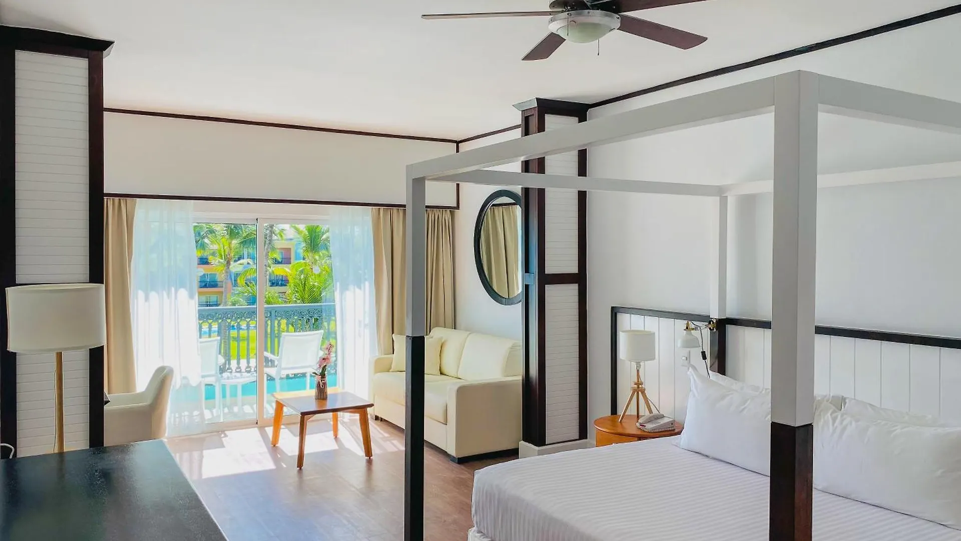 Ocean Blue & Sand Beach Resort Punta Cana
