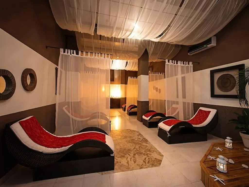 Ocean Blue & Sand Beach Resort Punta Cana