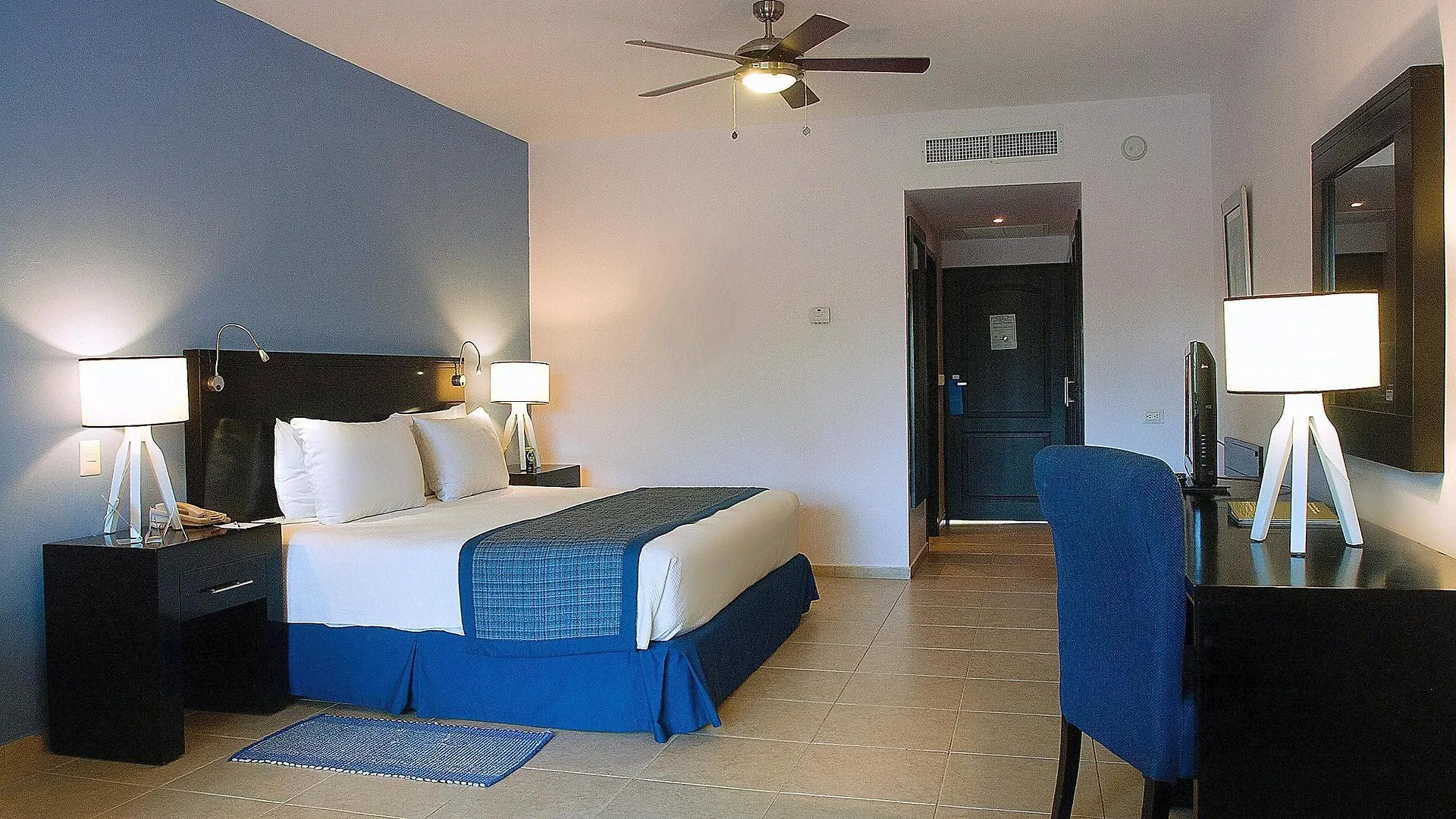 Ocean Blue & Sand Beach Resort Пунта-Кана 5*,